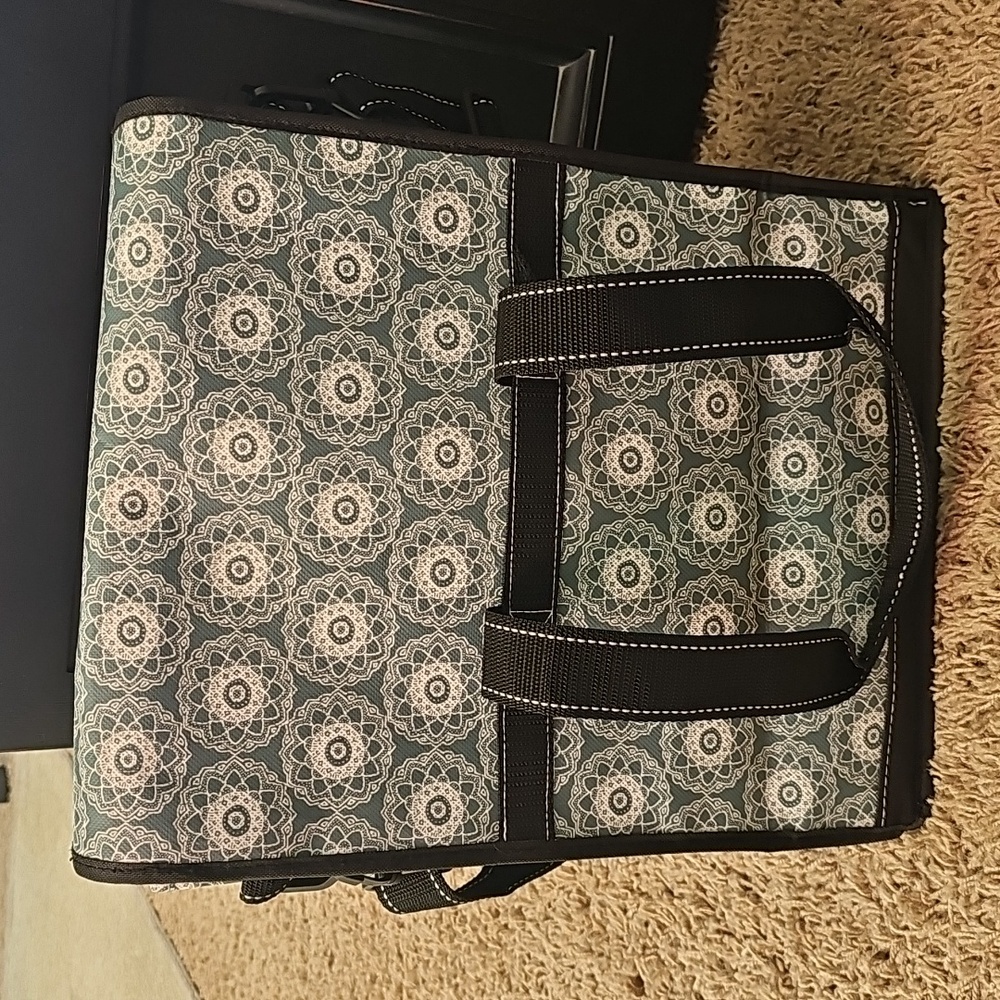 Stola Everyday Crossbody Bag Blue Medallion Tote Water Resistant Purse - Picture 2 of 6